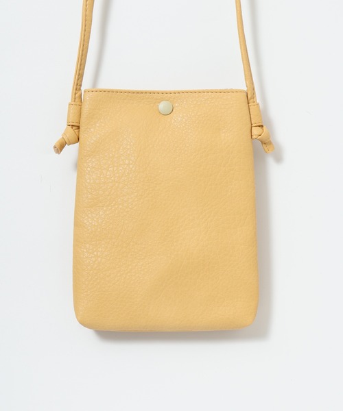 mignon（ミニョン）の「mignon ミニショルダーバッグ 合皮（ショルダーバッグ・レディース・イエロー/グリーン/ブラック/グレイッシュベージュ・FREE）」の13枚目の写真