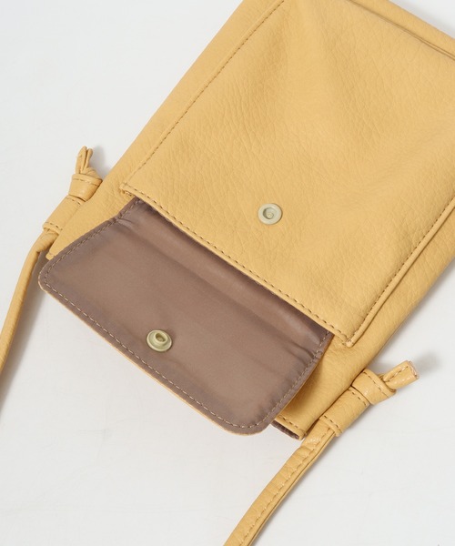 mignon（ミニョン）の「mignon ミニショルダーバッグ 合皮（ショルダーバッグ・レディース・イエロー/グリーン/ブラック/グレイッシュベージュ・FREE）」の14枚目の写真