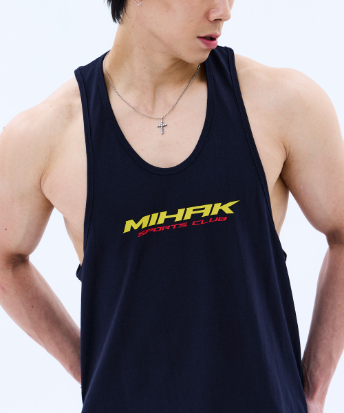 MIHAK(ミハク)の「スポンサー ロゴ ディープ スリーブレス (ネイビー)(Tシャツ/カットソー・メンズ・その他・1/2/3)」の5枚目の写真