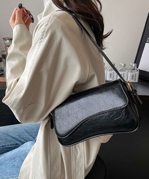 【2WAYショルダーストラップ付】レザーライクカーブフラップハンドバッグ/ショルダーバッグ