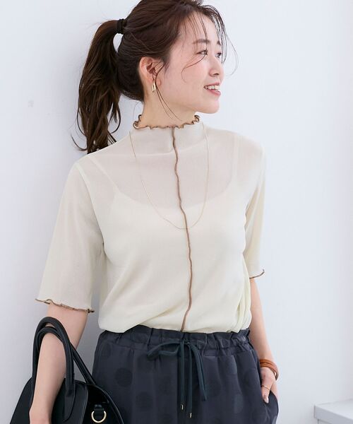 le.coeur blanc(ルクールブラン)の「《WEB限定アイテム》メロウシアーハイネックトップス(Tシャツ/カットソー・レディース・ブラック/サックスブルー/ピンク/アイボリー・38)」の2枚目の写真