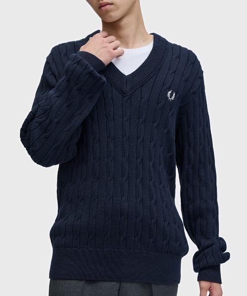 Fred Perry ケーブルニット セーター | ニュートラル | FARFETCH JP