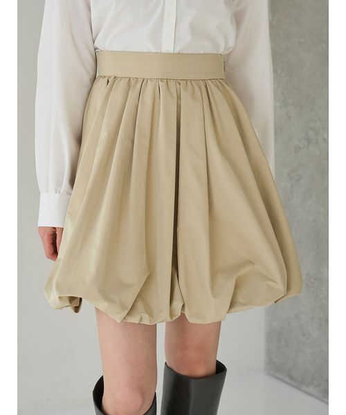 SNIDEL（スナイデル）の「バルーンフレアスカショーパン（その他パンツ・レディース・ブラック/ホワイト/ベージュ・1/0）」の5枚目の写真