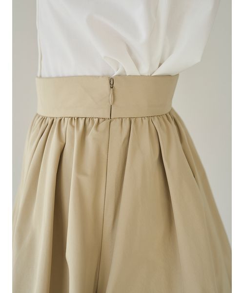 SNIDEL（スナイデル）の「バルーンフレアスカショーパン（その他パンツ・レディース・ブラック/ホワイト/ベージュ・1/0）」の9枚目の写真