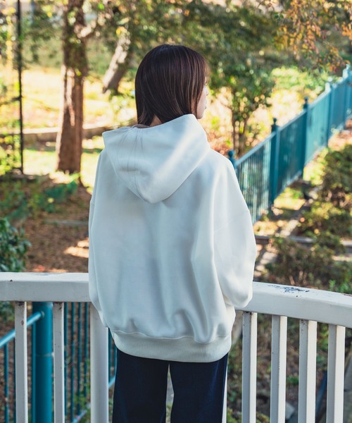 KiU（キウ）の「ウォーターリペレントパーカー（パーカー・メンズ・サックスブルー/オフホワイト/ブラック・LARGE/X-LARGE/MEDIUM）」の9枚目の写真