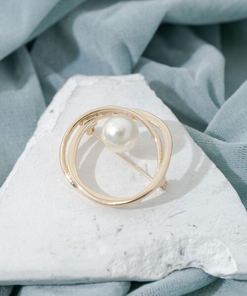 SMELLY（スメリー）の「ニュアンスサークルポイントパールブローチ（ブローチ/コサージュ・レディース・ゴールド系その他・-）」の2枚目の写真