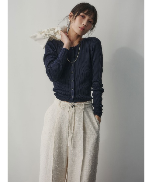 anuans（アニュアンス）の「リュクスビスコースニットカーディガン（カーディガン/ボレロ・レディース・ホワイト/ベージュ/ネイビー/ブラック/レッド/サックスブルー・S/M）」の12枚目の写真