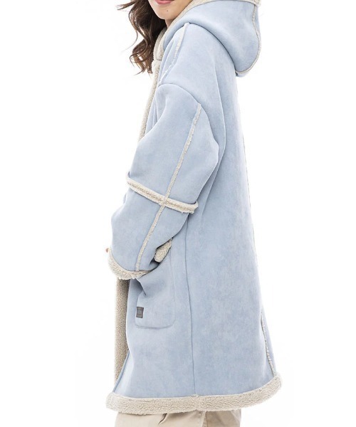 BILLABONG（ビラボン）の「【BILLABONG/ビラボン】MOUTON HOODED COAT/ロング　ムートンボアコート（ムートンコート・レディース・ブルー/ライトブラウン・MEDIUM）」の13枚目の写真