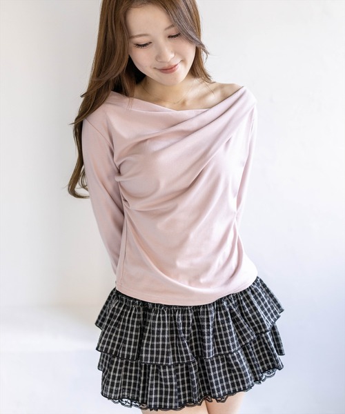 CLEAR BASIC（クリアベーシック）の「ドレープカットソー[カジュアル 着回し抜群 大人]≪新作≫（Tシャツ/カットソー・レディース・ピンク/グレー/グレイッシュベージュ/サックスブルー/ブラック/オフホワイト/ラベンダー・F）」の7枚目の写真