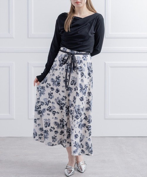 CLEAR BASIC（クリアベーシック）の「ドレープカットソー[カジュアル 着回し抜群 大人]≪新作≫（Tシャツ/カットソー・レディース・ピンク/グレー/グレイッシュベージュ/サックスブルー/ブラック/オフホワイト/ラベンダー・F）」の10枚目の写真