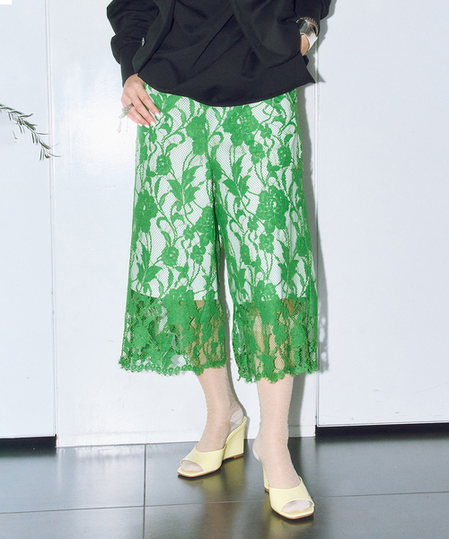 TOGA PULLA(トーガ プルラ)の「TOGA PULLA LACE CULOTTES PANTS TP261-FF236:パンツ(その他パンツ・レディース・グリーン・38/36)」の1枚目の写真