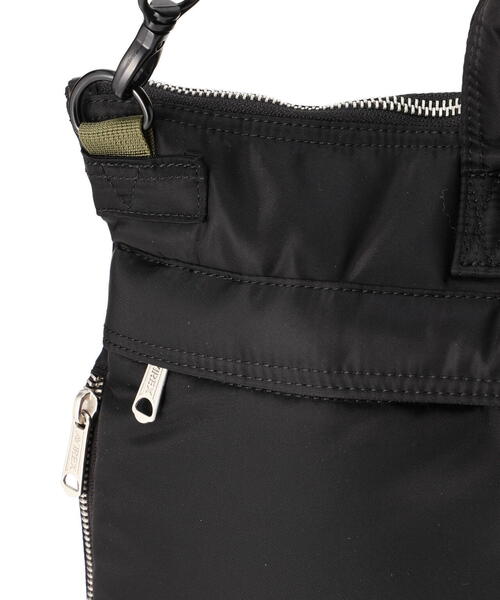 AVIREX（アヴィレックス）の「FLIGHT NYLON "MEDIUM HELMET BAG" / フライト ナイロン ミディアム ヘルメットバッグ / AVIREX / アヴィレックス（ショルダーバッグ・メンズ・その他10/ブラック・F）」の13枚目の写真