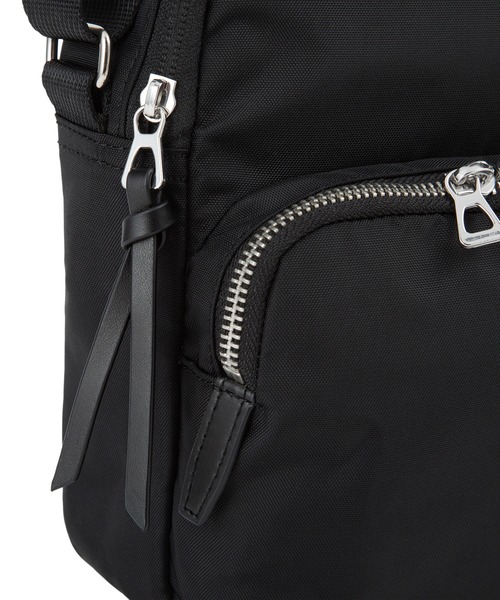 ace.（エース）の「ショルダーバッグ フィカス 4L ace.×HAyU 19101（ショルダーバッグ・レディース・ブラック・FREE）」の15枚目の写真