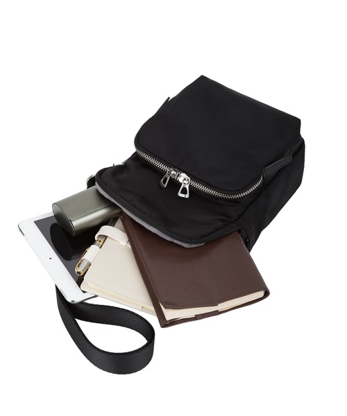 ace.（エース）の「ショルダーバッグ フィカス 4L ace.×HAyU 19101（ショルダーバッグ・レディース・ブラック・FREE）」の20枚目の写真