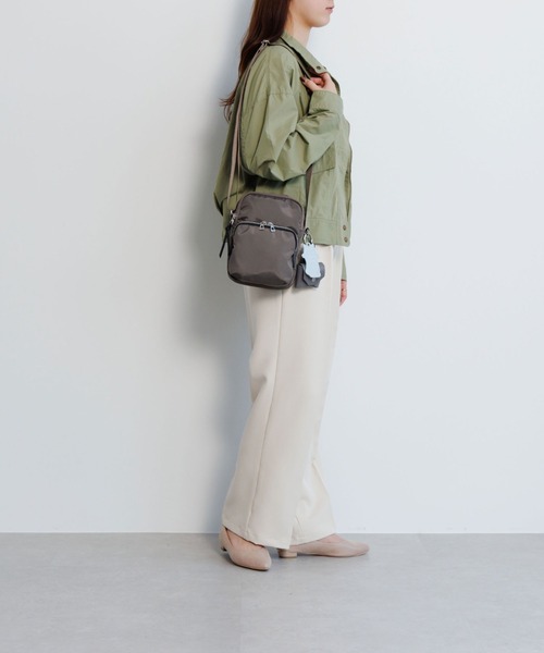 ace.（エース）の「ショルダーバッグ フィカス 4L ace.×HAyU 19101（ショルダーバッグ・レディース・ブラック・FREE）」の6枚目の写真