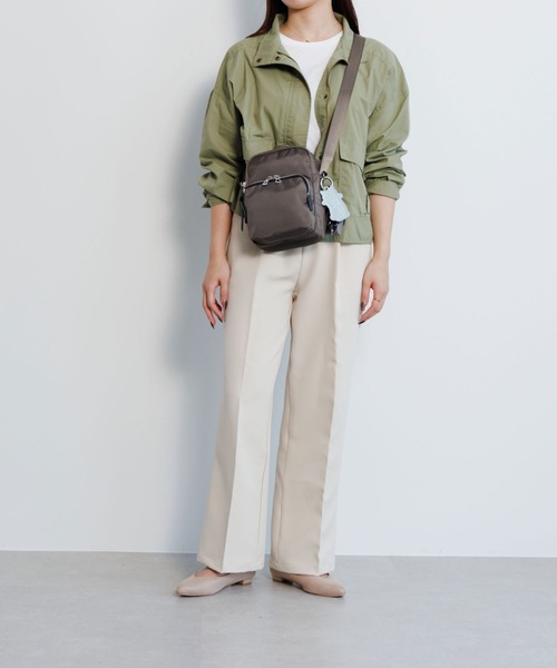 ace.（エース）の「ショルダーバッグ フィカス 4L ace.×HAyU 19101（ショルダーバッグ・レディース・ブラック・FREE）」の7枚目の写真