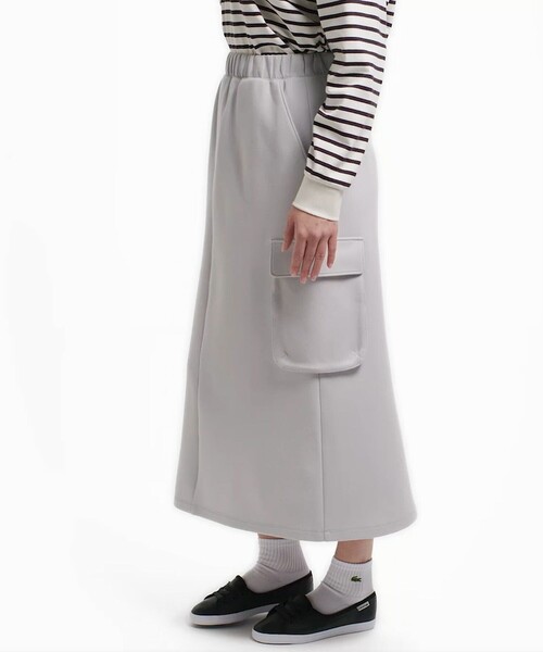 LACOSTE（ラコステ）の「ダブルフェイスジャージ マキシ丈カーゴフレアスカート（スカート・レディース・ライトグレー・40/38/36/34）」の5枚目の写真