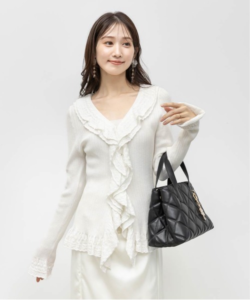 RANDA（ランダ）の「ラッフルデザインニットカーディガン（ニット/セーター・レディース・グレー/ホワイト/イエロー・FREE）」の7枚目の写真