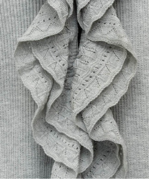 RANDA（ランダ）の「ラッフルデザインニットカーディガン（ニット/セーター・レディース・グレー/ホワイト/イエロー・FREE）」の12枚目の写真