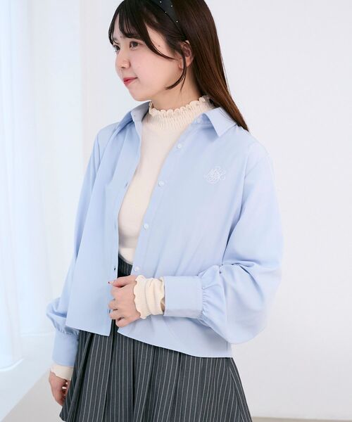 MAJESTIC LEGON(マジェスティックレゴン)の「ワンポイントロゴ刺繍シャツ(シャツ/ブラウス・レディース・サックスブルー・MEDIUM)」の5枚目の写真