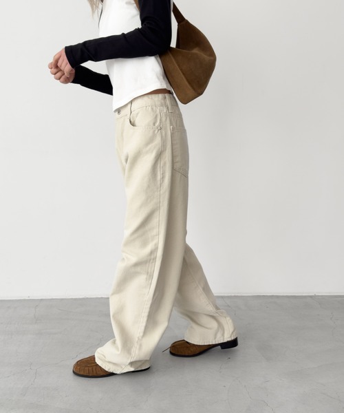 CANAL JEAN（キャナルジーン）の「El mar　キャンバスストレートパンツ（その他パンツ・レディース・ライトベージュ/ブラック・MEDIUM/SMALL）」の3枚目の写真