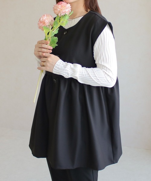 Social GIRL（ソーシャルガール）の「●Social GIRL●ノーカラーペプラムベスト（ベスト・レディース・ネイビー/ベージュ・M）」の7枚目の写真