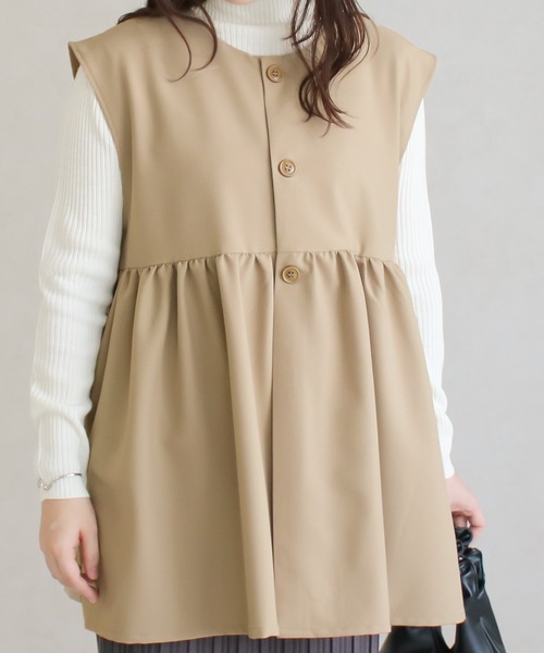 Social GIRL（ソーシャルガール）の「●Social GIRL●ノーカラーペプラムベスト（ベスト・レディース・ネイビー/ベージュ・M）」の9枚目の写真