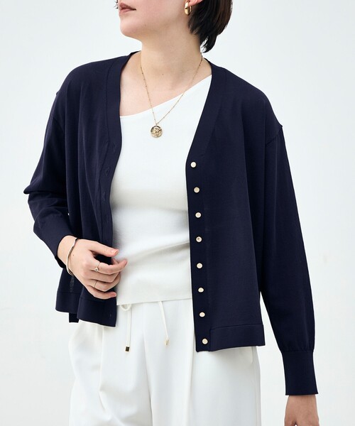 NOLLEY’S(ノーリーズ)の「【一部WEB限定カラー】《手洗い可能》エアリータッチゆったりVネックカーディガン(カーディガン/ボレロ・レディース・ブラック/ベビーピンク/オフホワイト/オレンジ/ネイビー/グリーン/ブラウン・38)」の17枚目の写真