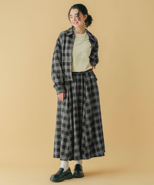 RAGEBLUE（レイジブルー）の「＜POLO BCS/ポロ・ビーシーエス＞別注/ボリュームタックフレアスカート（スカート・レディース・ライトベージュ/ブラック系/グレー・FREE）」の4枚目の写真