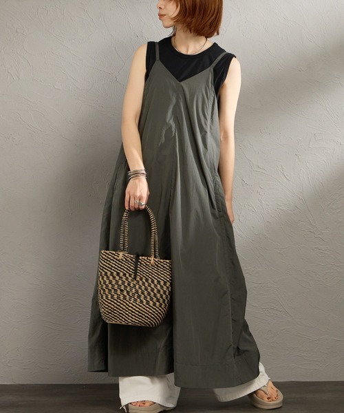 DANTON（ダントン）の「［DANTON/ダントン］ナイロンタフタ Aライン キャミワンピース（ワンピース・レディース・チャコールグレー/オリーブ・36）」の8枚目の写真