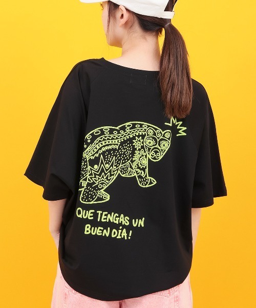 チチカカ（チチカカ）の「Orale! アレブリヘプリントドルマンＴシャツ（Tシャツ/カットソー・レディース・ブラック/グリーン/ホワイト・FREE）」の7枚目の写真