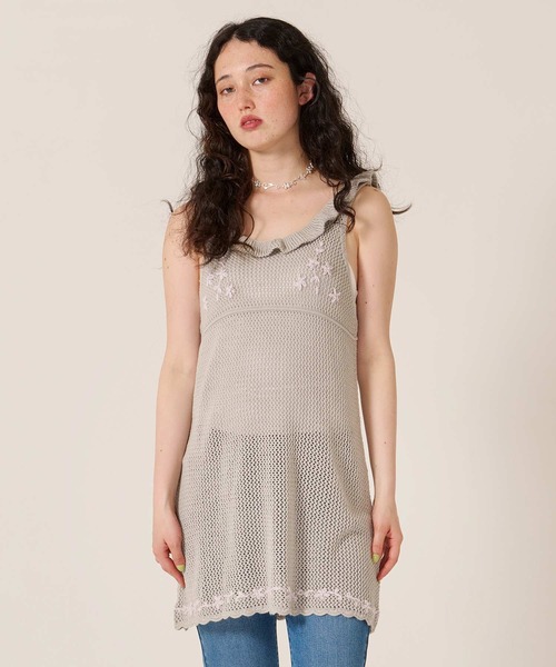 TINA:JOJUN(ティーナジョジュン)の「ハンド刺繍入り 透かし編み ニットワンピース TINA:JOJUN(ワンピース・レディース・アイボリー/グレー・M)」の12枚目の写真