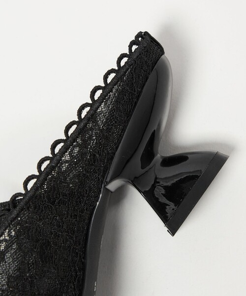SY UNITED ARROWS（シーユナイテッドアローズ）の「＜SY＞シェイプヒールリボンミュール LA サンダル50↑（サンダル・レディース・ブラック・25cm/24.5cm/24cm/23.5cm/23cm/22.5cm/22cm）」の9枚目の写真