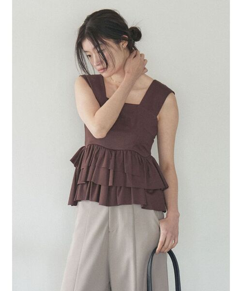 LAGUNAMOON（ラグナムーン）の「カーブペプラムカットノースリトップス（タンクトップ・レディース・ホワイト/ブラック/ブラウン・FREE）」の3枚目の写真
