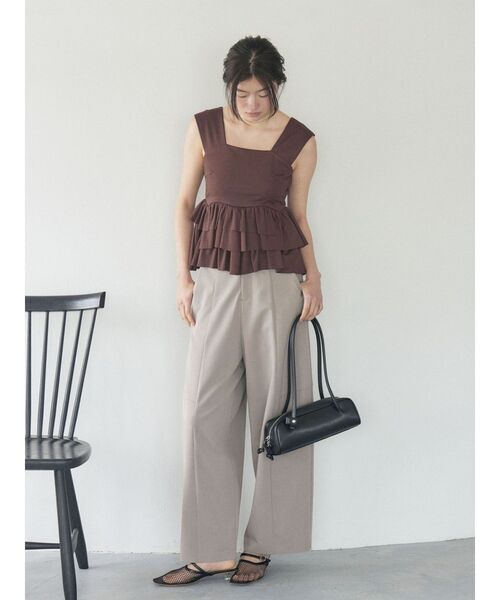 LAGUNAMOON（ラグナムーン）の「カーブペプラムカットノースリトップス（タンクトップ・レディース・ホワイト/ブラック/ブラウン・FREE）」の7枚目の写真