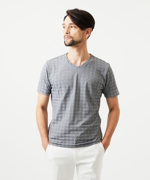 MICHEL KLEIN HOMME (ミッシェルクランオム)の「《日本製》千鳥リンクスVネック半袖カットソー(Tシャツ/カットソー・メンズ・ホワイト/ネイビー/ダークグレー・MEDIUM/LARGE/X-LARGE)」の2枚目の写真