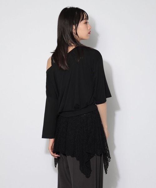 PAGEBOY(ページボーイ)の「【マルチWAYネック】ルーズネックショートタックT(Tシャツ/カットソー・レディース・グレー/オフホワイト/ブラック・FREE)」の6枚目の写真