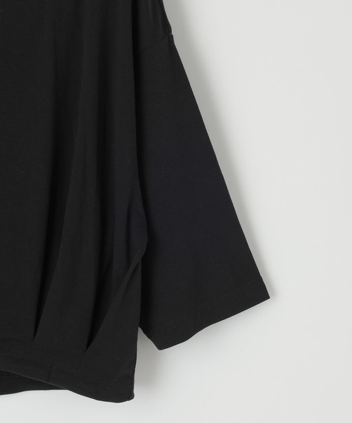 PAGEBOY(ページボーイ)の「【マルチWAYネック】ルーズネックショートタックT(Tシャツ/カットソー・レディース・グレー/オフホワイト/ブラック・FREE)」の19枚目の写真