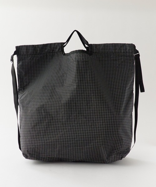 POLeR(ポーラー)の「POLeR/ポーラー KNAPSACK2.0 ナップサック 2026年春夏(バックパック/リュック・メンズ・オレンジ/グリーン/ブラック・ONE SIZE)」の4枚目の写真