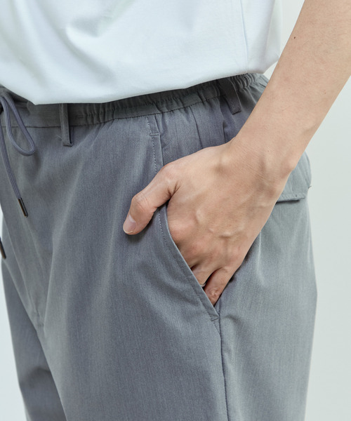 MEN'S MELROSE（メンズメルローズ）の「スマートテックスリラックステーパードパンツ（スラックス・メンズ・グレー・2/3）」の7枚目の写真