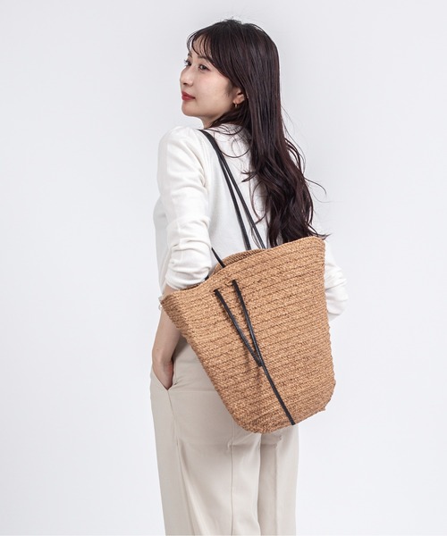 MADE IN MADA(メイドインマダ)の「【MADE IN MADA /メイドインマダ】舟型かごバッグ ラフィア トートバッグ(かごバッグ・レディース・ナチュラル/ライトブラウン・FREE)」の11枚目の写真