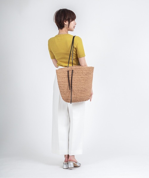 MADE IN MADA(メイドインマダ)の「【MADE IN MADA /メイドインマダ】舟型かごバッグ ラフィア トートバッグ(かごバッグ・レディース・ナチュラル/ライトブラウン・FREE)」の9枚目の写真
