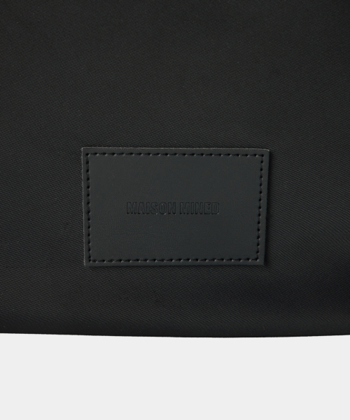 MAISON MINED（メゾンミネド）の「BIG SIDE STRAP HOBO BAG BLACK（メッセンジャーバッグ・メンズ・その他・FREE）」の9枚目の写真