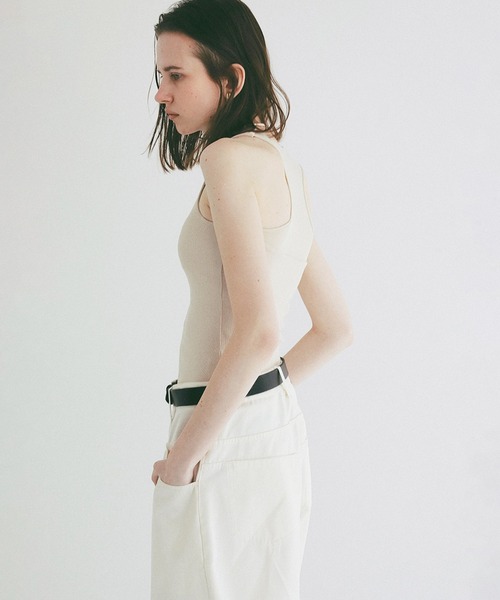 CLANE(クラネ)の「BACK SHEER TANK TOPS(タンクトップ・レディース・ホワイト/ベージュ/ブラック・1/2)」の11枚目の写真