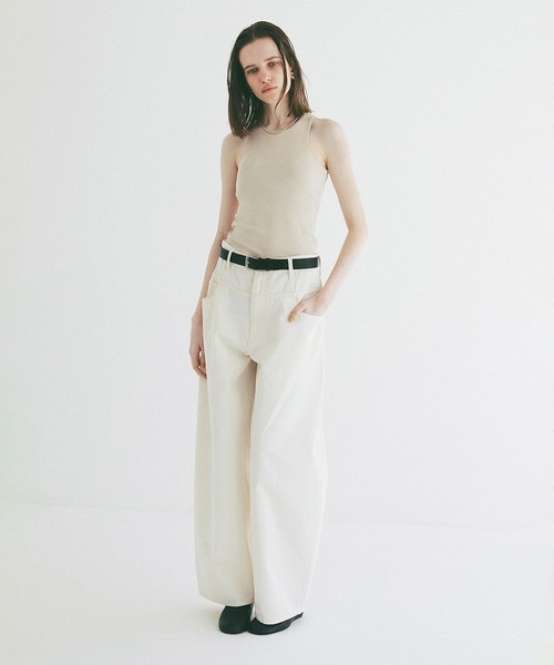 CLANE(クラネ)の「BACK SHEER TANK TOPS(タンクトップ・レディース・ホワイト/ベージュ/ブラック・1/2)」の12枚目の写真