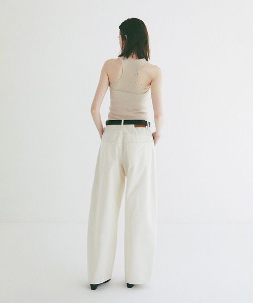 CLANE(クラネ)の「BACK SHEER TANK TOPS(タンクトップ・レディース・ホワイト/ベージュ/ブラック・1/2)」の13枚目の写真