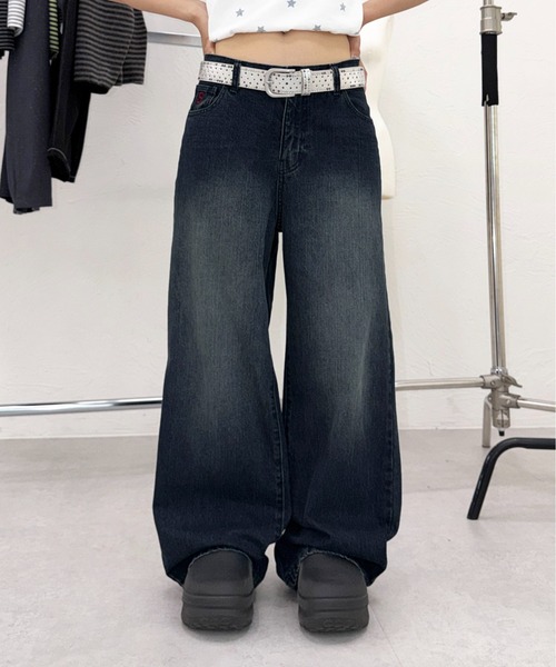 sedacle(セダクル)の「配色刺繍ストレートスラブデニム(デニムパンツ・レディース・ブラック/インディゴブルー/ライトインディゴブルー/ブラック系その他・SMALL/LARGE/MEDIUM)」の16枚目の写真