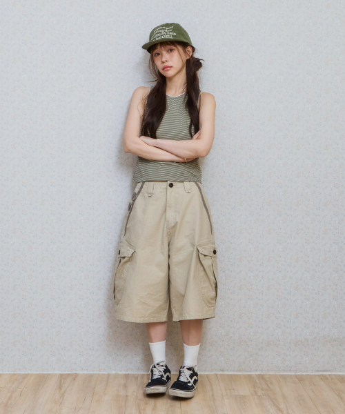 KIJIKO（キジコ）の「ke614. Washed Bermuda Cargo Pants Beige Grey（その他パンツ・レディース・ベージュ・SMALL/MEDIUM）」の4枚目の写真