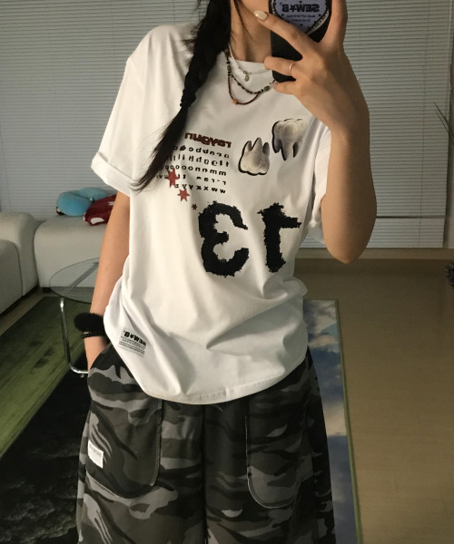 SEW-B(ソービー)の「2 TEETH オーバーサイズ 半袖Tシャツ(Tシャツ/カットソー・レディース・その他・FREE)」の3枚目の写真
