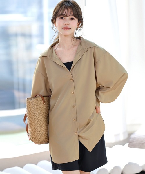 TeddyShop(テディショップ)の「【水陸両用/サイドスリット入り/ヨーク切替え/軽量】長袖 オーバーシャツライク 開襟 ラッシュガード シャツ レディース(ラッシュガード・レディース・ホワイト/ベージュ/ライトブルー/ブラック/イエロー/ブルー系その他・M/L/S)」の9枚目の写真
